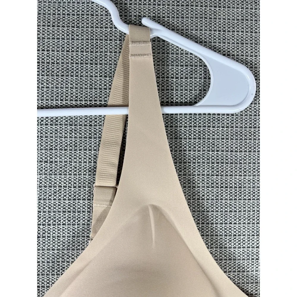 Womens Beige Wireless Padded T-Shirt Bra Adjustable Straps Hook & Eye 3XL